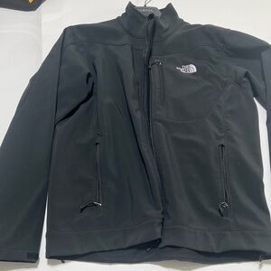 The North Face Men's Black Performance Softshell Jacket
